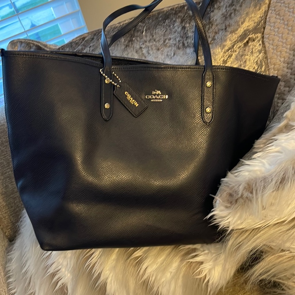 Navy Coach Tote